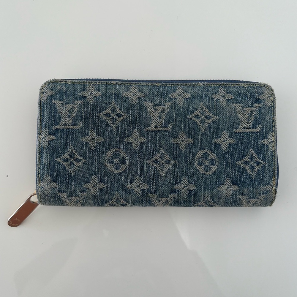 Rare Louis Vuitton Monogram Denim Zippy Long Wallet
